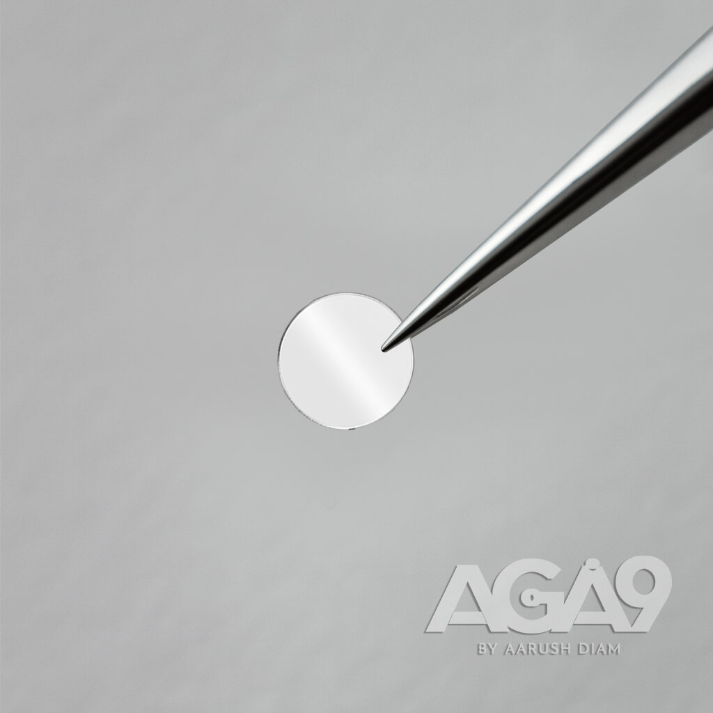 Single Crystal (100) Oriented; Both Side Polished; 5mm Φ, 0.4mm thickness